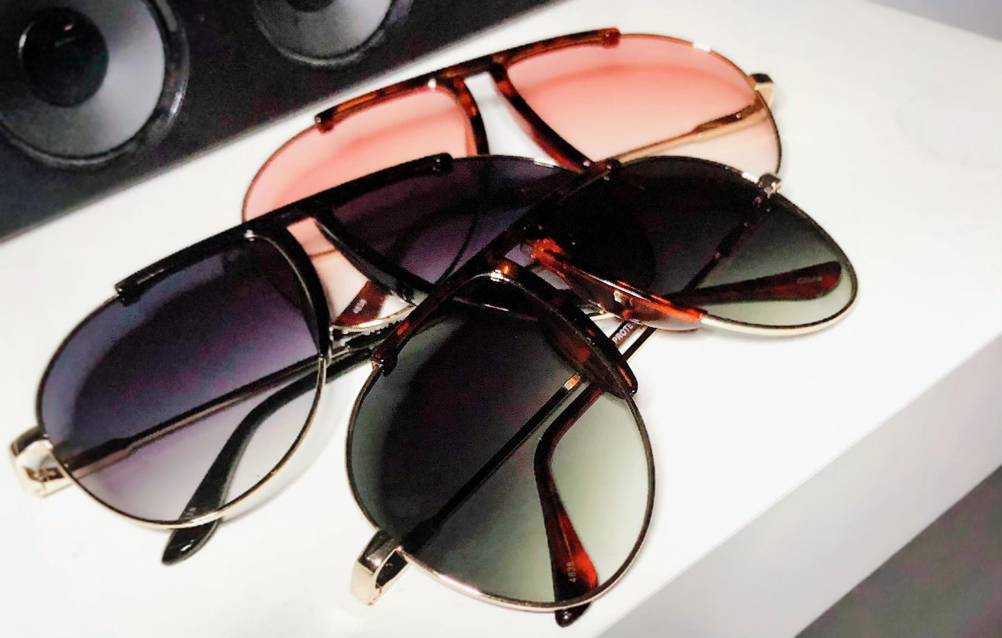 Getting it Unisex Metal Aviator sunglasses - Pretty Prissy Pieces sunglasses