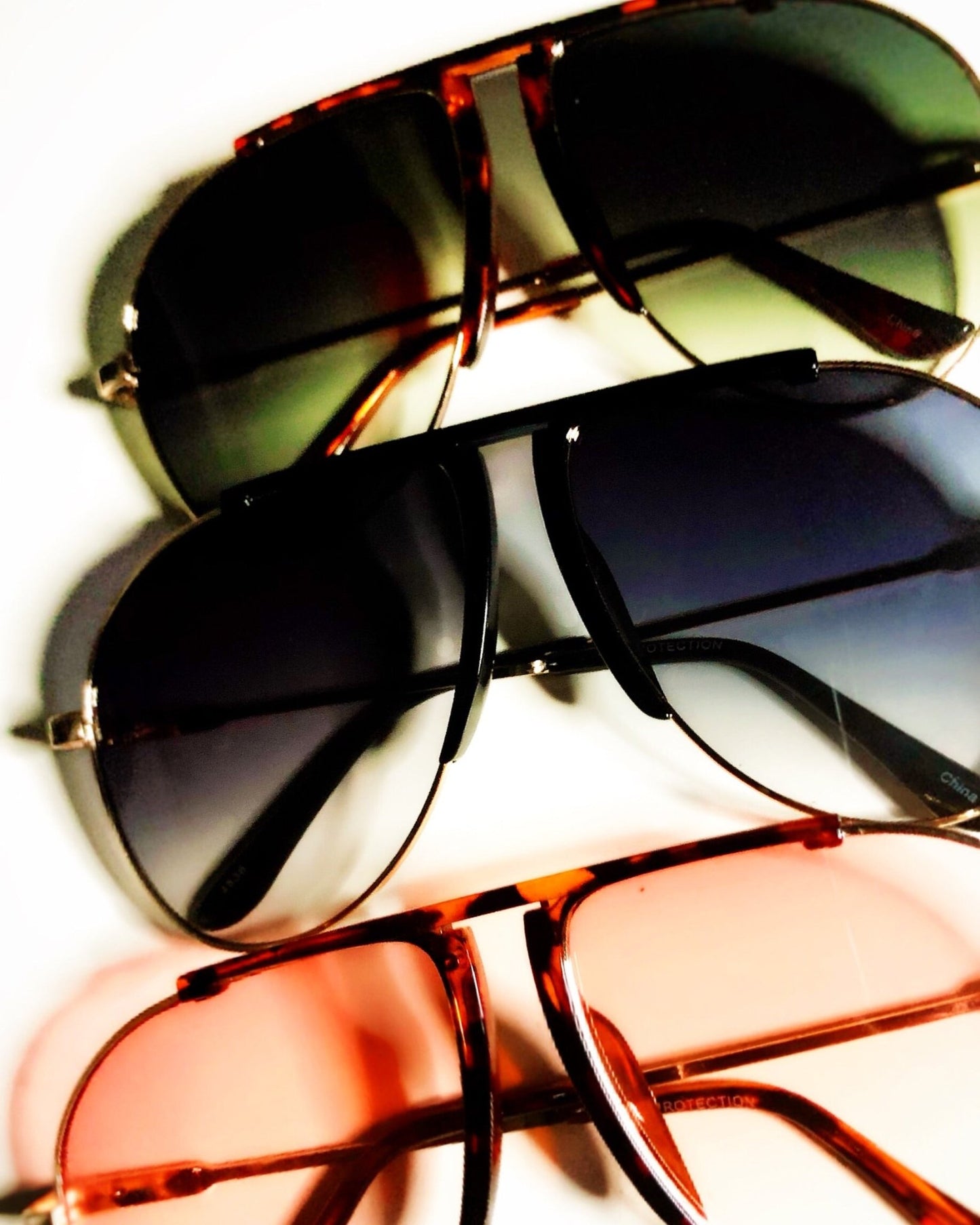 Getting it Unisex Metal Aviator sunglasses - Pretty Prissy Pieces sunglasses