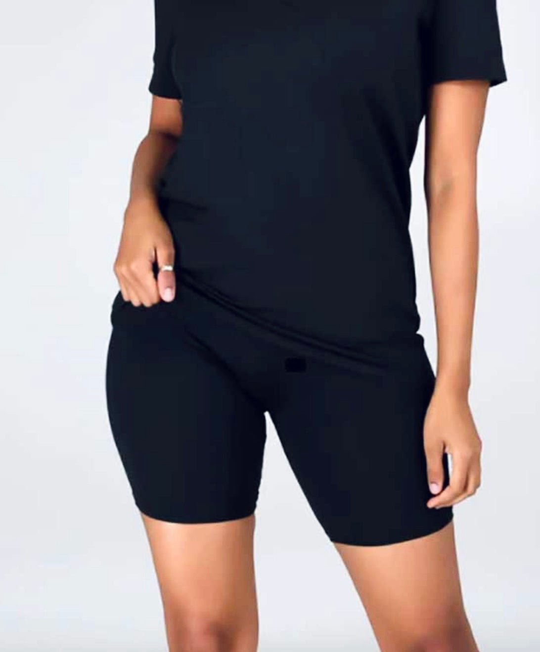 Running around 2 piece Set Black or PINK - Pretty Prissy Pieces 2 piece short set