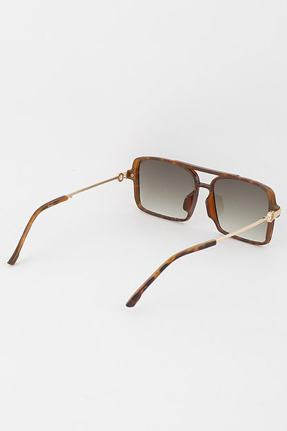 Business Casual Men sunglasses