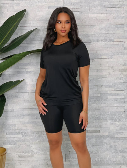 Running around 2 piece set Black