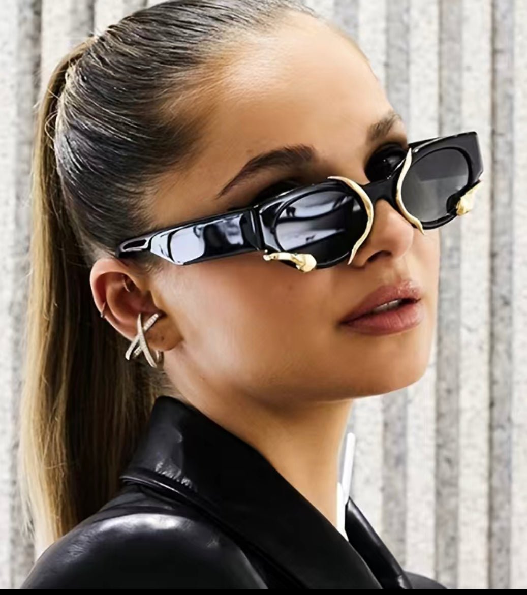 Black Snake Eyes Sunglasses - Pretty Prissy Pieces sunglasses