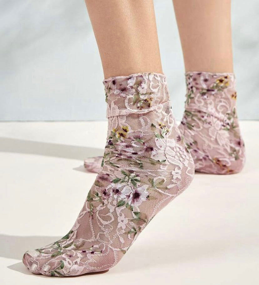 Floral lace socks